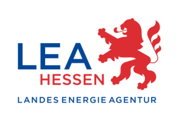 Logo mit blauem Schriftzug 'LEA', rotem Löwen und rotem Schriftzug 'HESSEN' sowie blauem Schriftzug 'LANDES ENERGIE AGENTUR'
